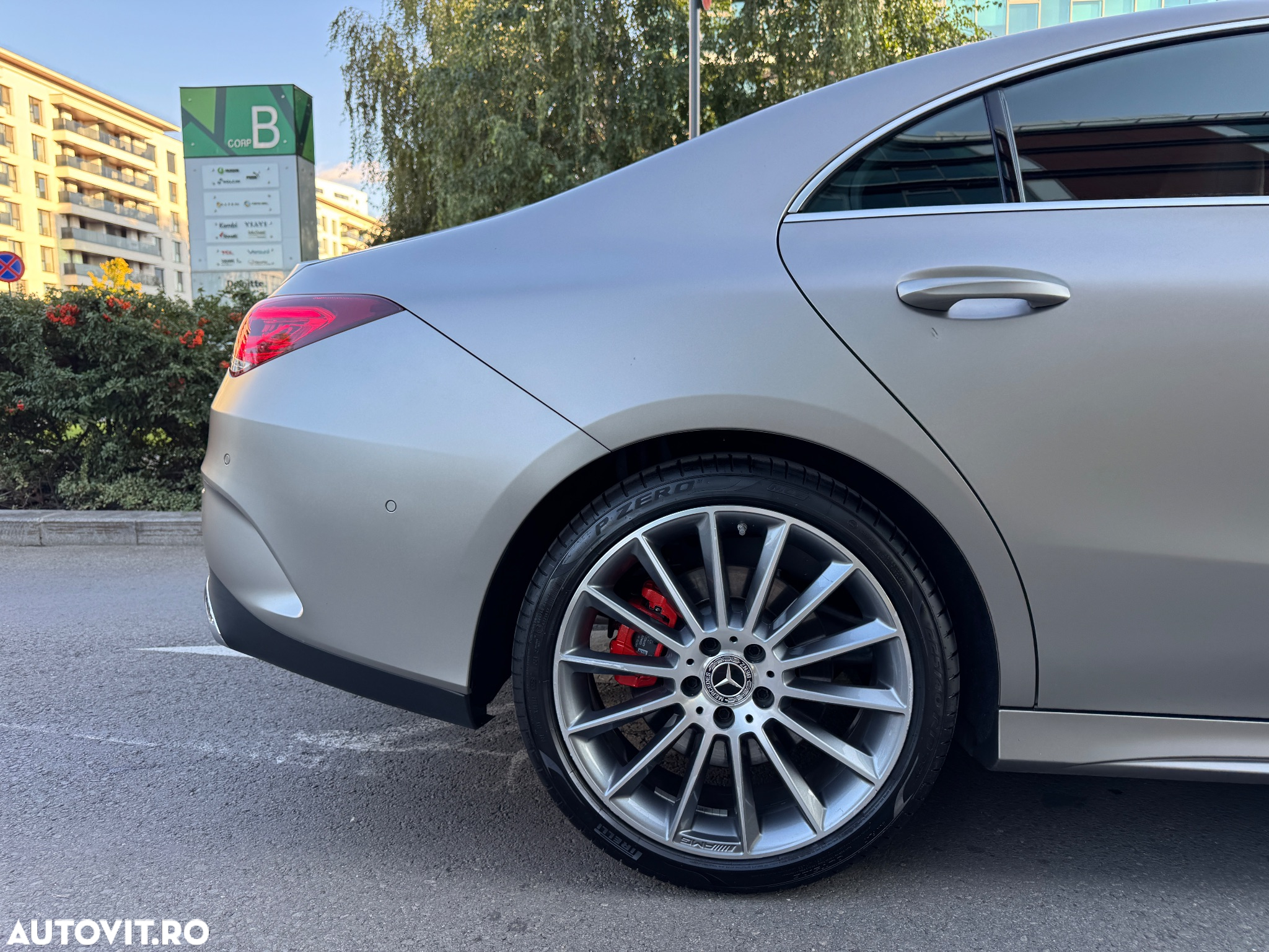 Mercedes-Benz CLA 220 Shooting Brake 7G-DCT AMG Line - 22