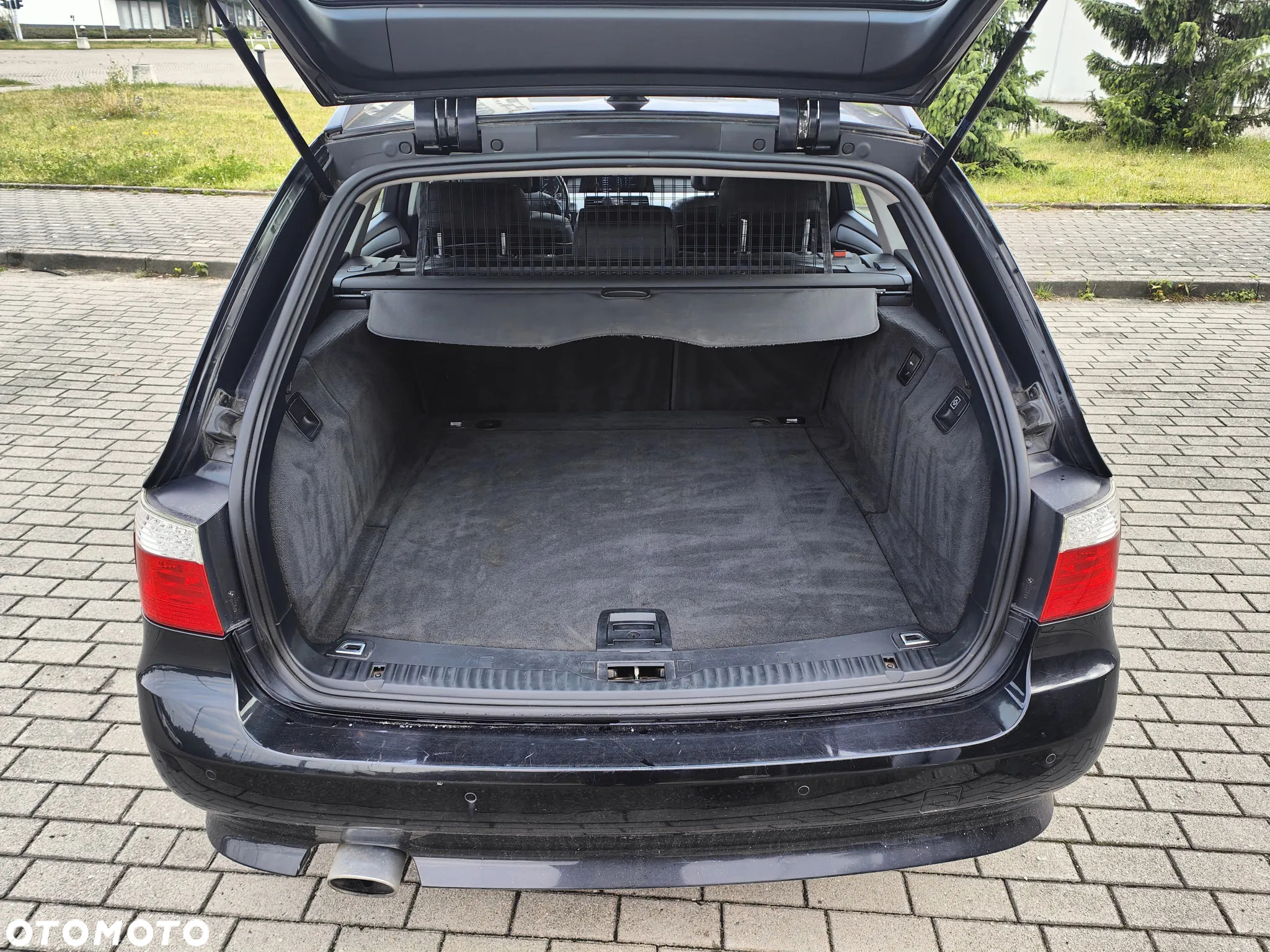 BMW Seria 5 520d Touring - 13