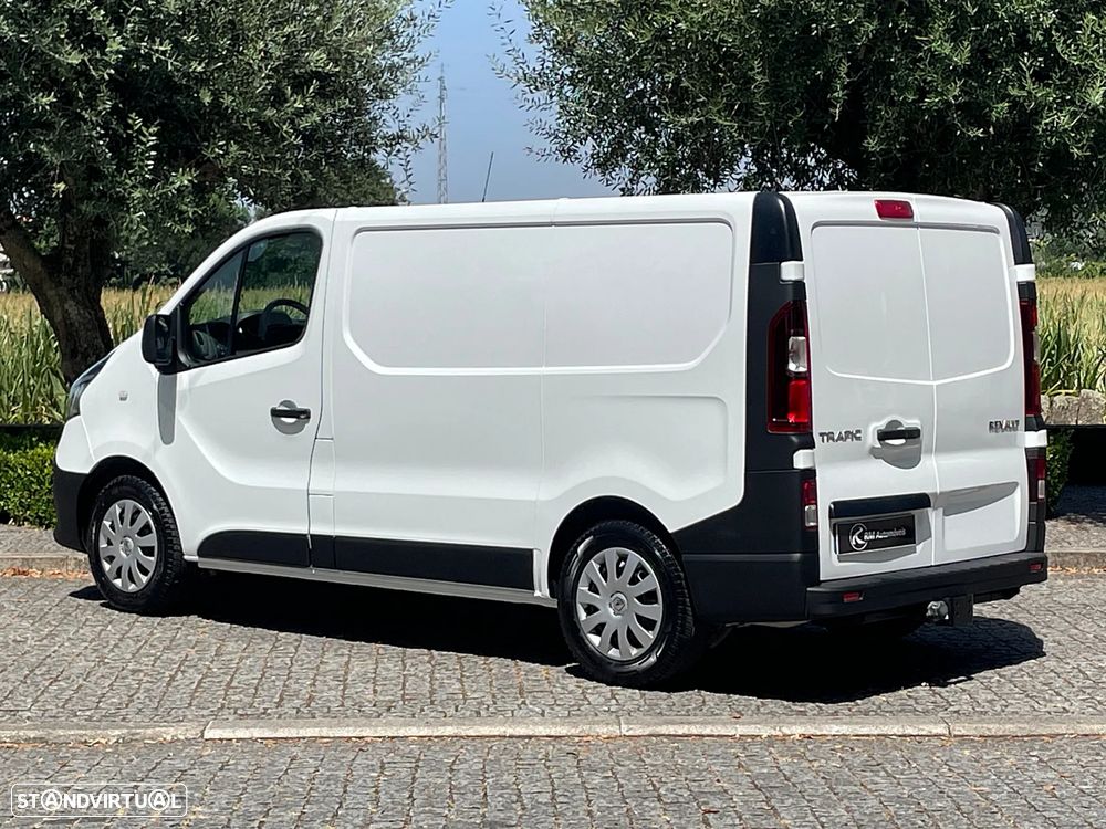 Renault Trafic 2.0 dCi IVA Dedutível - 8
