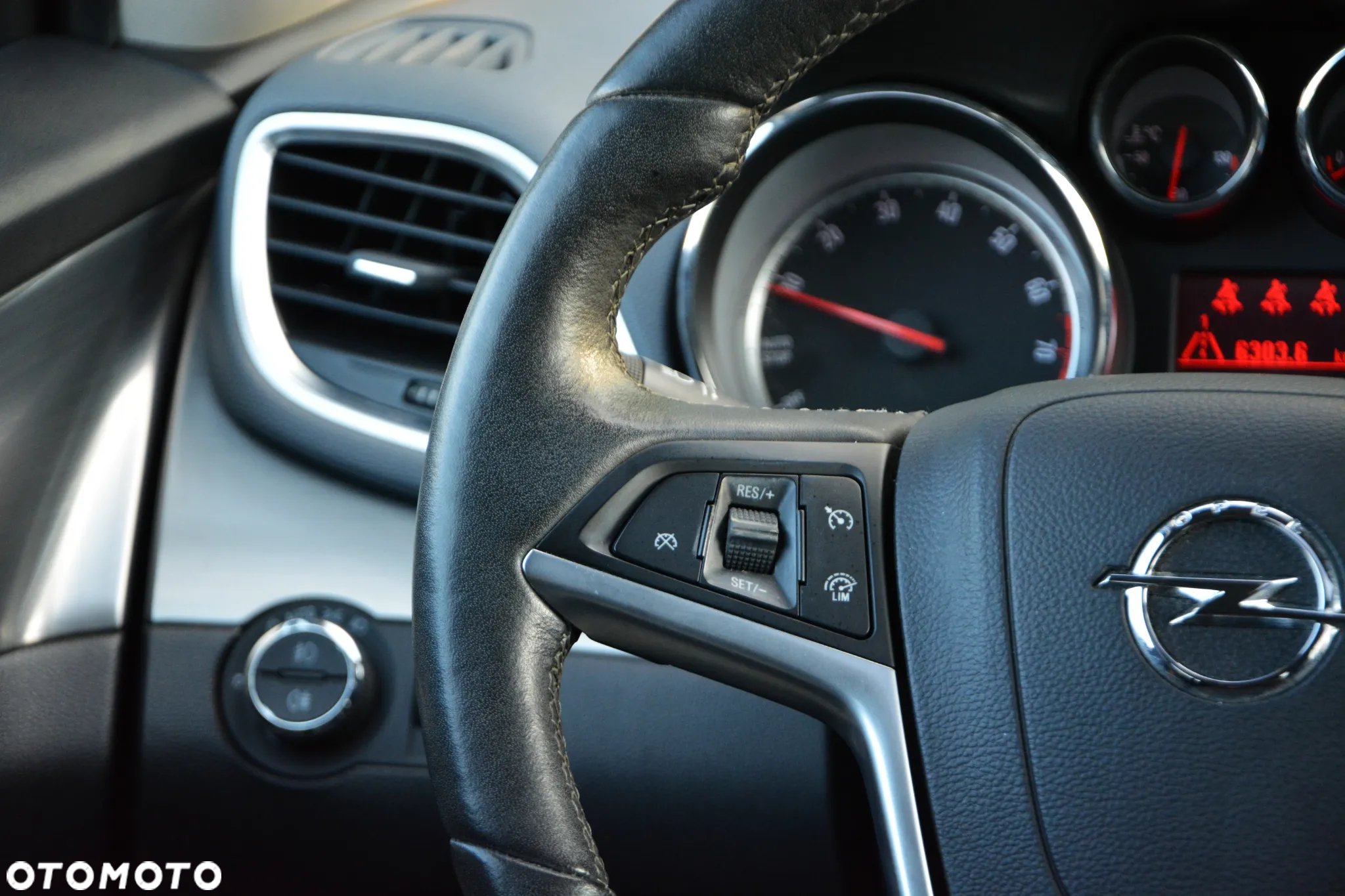 Opel Mokka 1.4 T Cosmo - 14