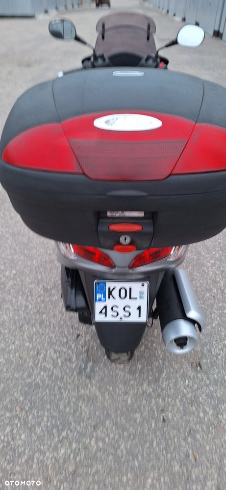 Suzuki Burgman - 17