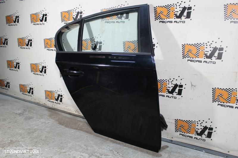 Porta Trás Direita Bmw 1 (E87)  41527191018 / Tras Pendura Passageiro - 3