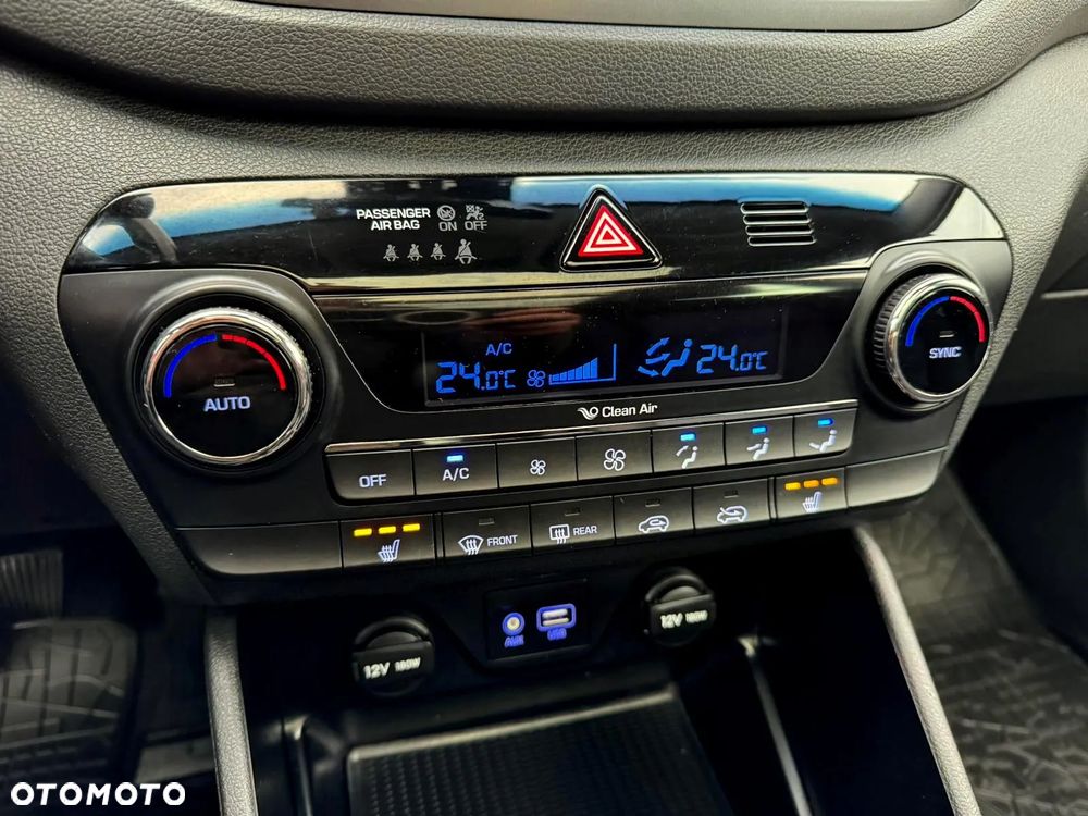 Hyundai Tucson blue 1.7 CRDi 2WD Trend - 24