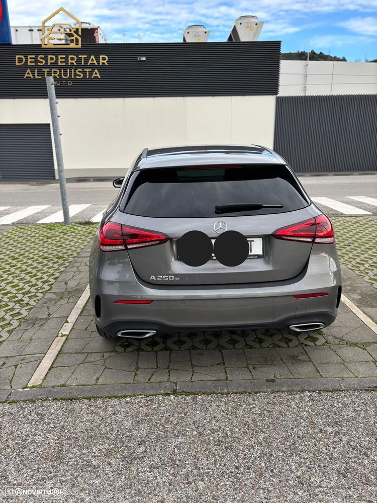 Mercedes-Benz A 250 e 8G-DCT AMG Line - 2