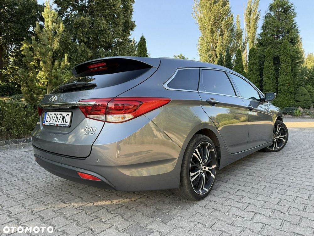 Hyundai i40 Kombi blue 1.7 CRDi DCT Premium - 6