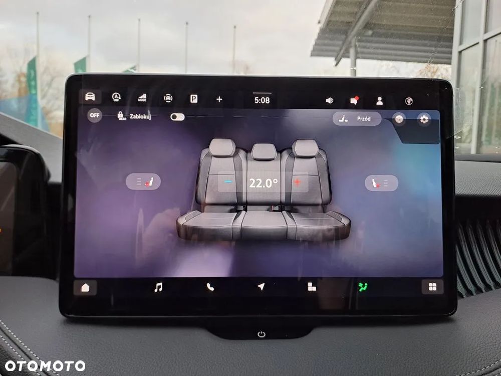 Skoda Superb 2.0 TDI SCR 4x4 L&K DSG - 19