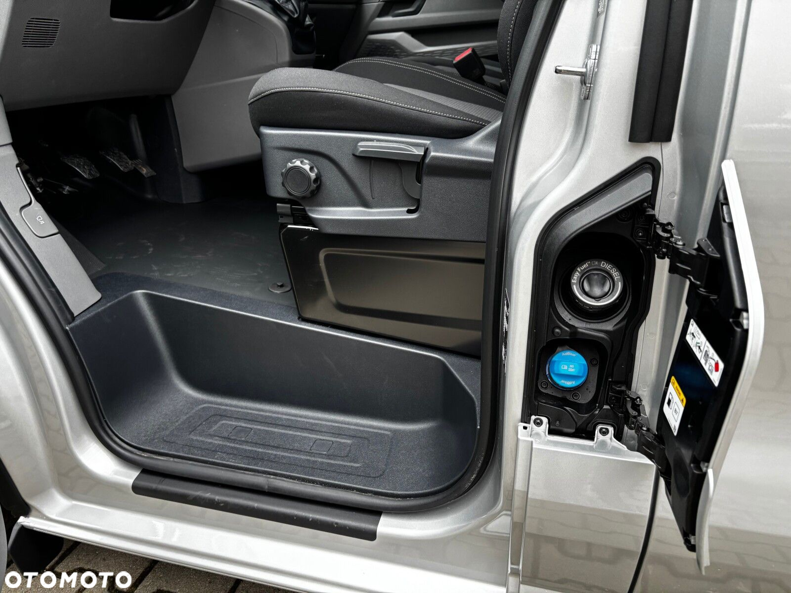 Volkswagen Transporter 2.0 TDI 150KM 6-bm L1 - 34