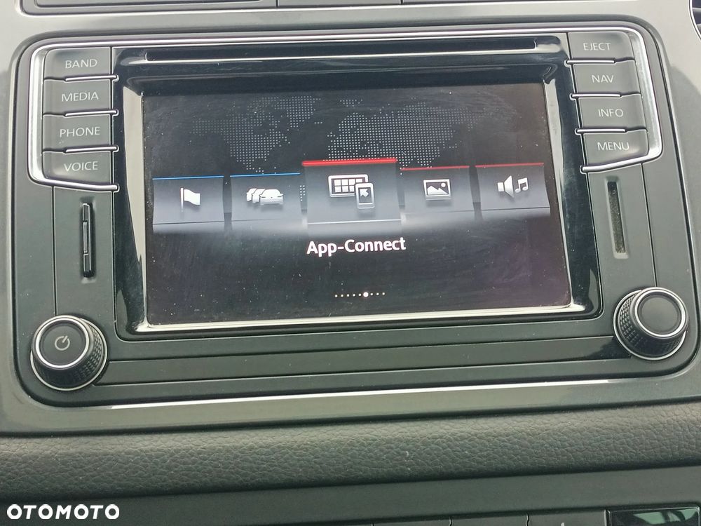 Volkswagen Tiguan - 23