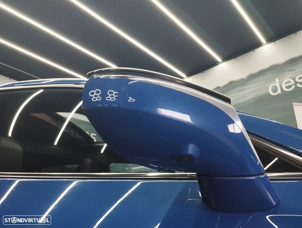 Lexus UX Luxury+TAE+JLL18 — fotografia 11