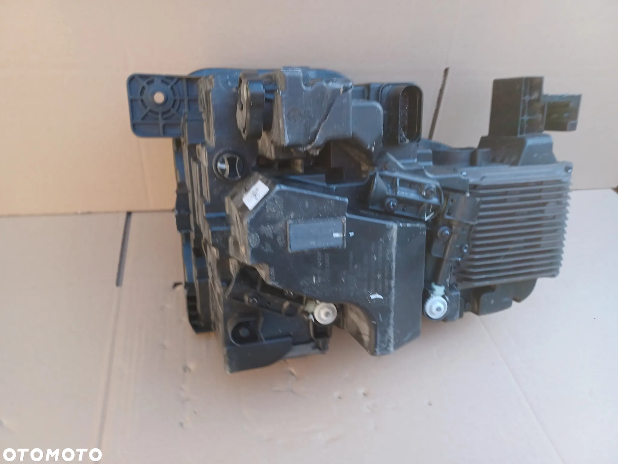 Full Led przedni lewy Hongqi E-HS9 lampa oryg - 7