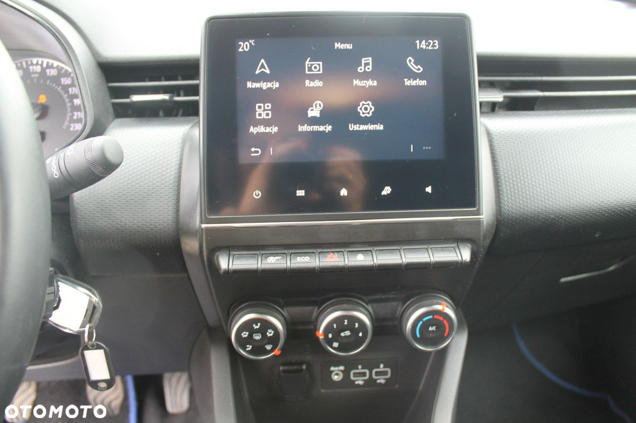 Renault Clio - 19