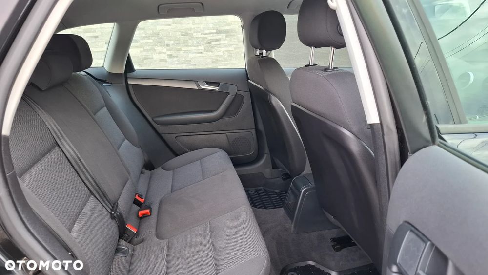 Audi A3 Sportback 1.6 Ambiente - 24