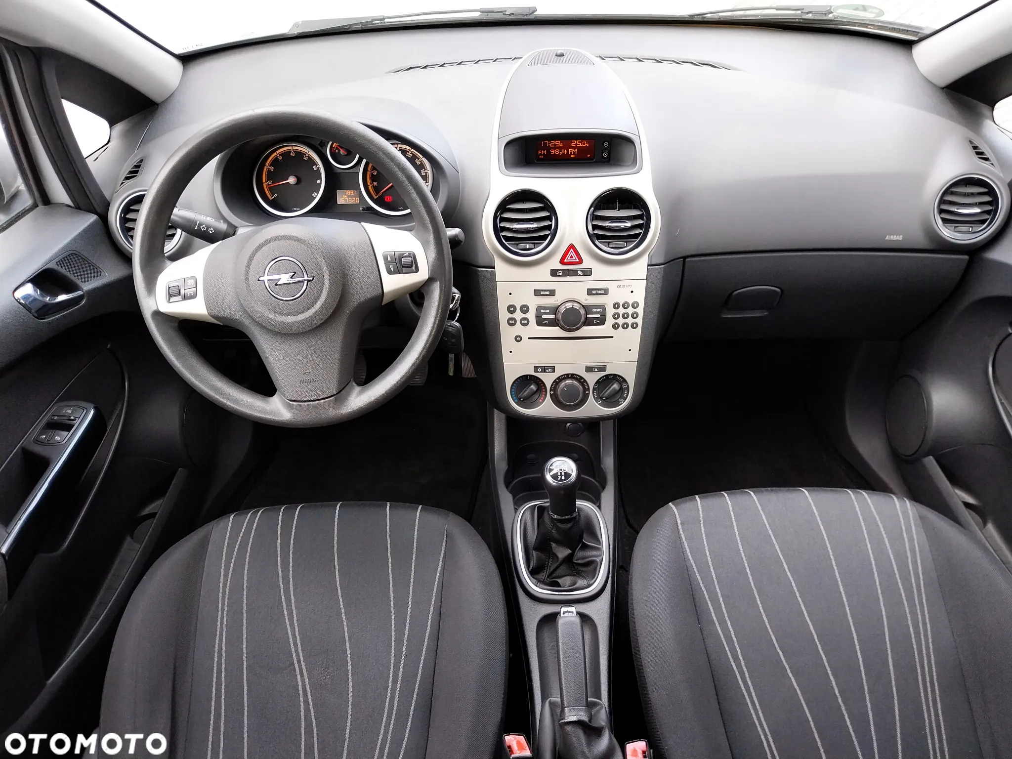 Opel Corsa 1.2 16V Edition - 6