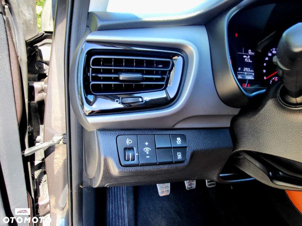 Kia Stonic - 21