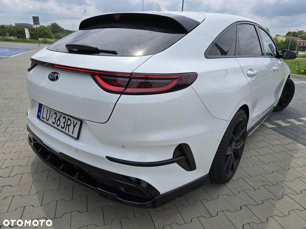 Kia ProCeed - 7