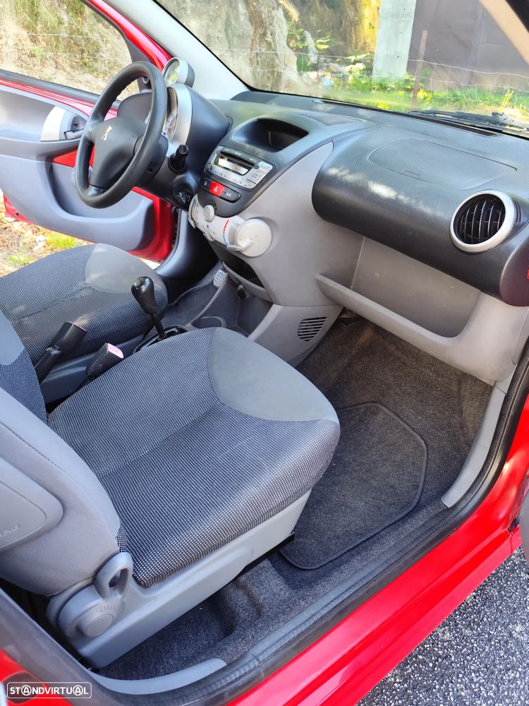 Peugeot 107 1.0 Urban - 5