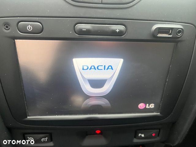 Dacia Duster 1.5 dCi Celebration 4x4 - 33