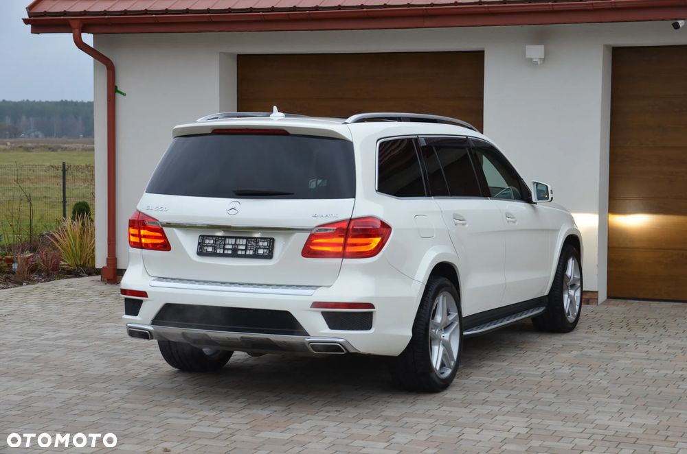 Mercedes-Benz GL 500 4Matic (BlueEFFICIENCY) 7G-TRONIC - 24