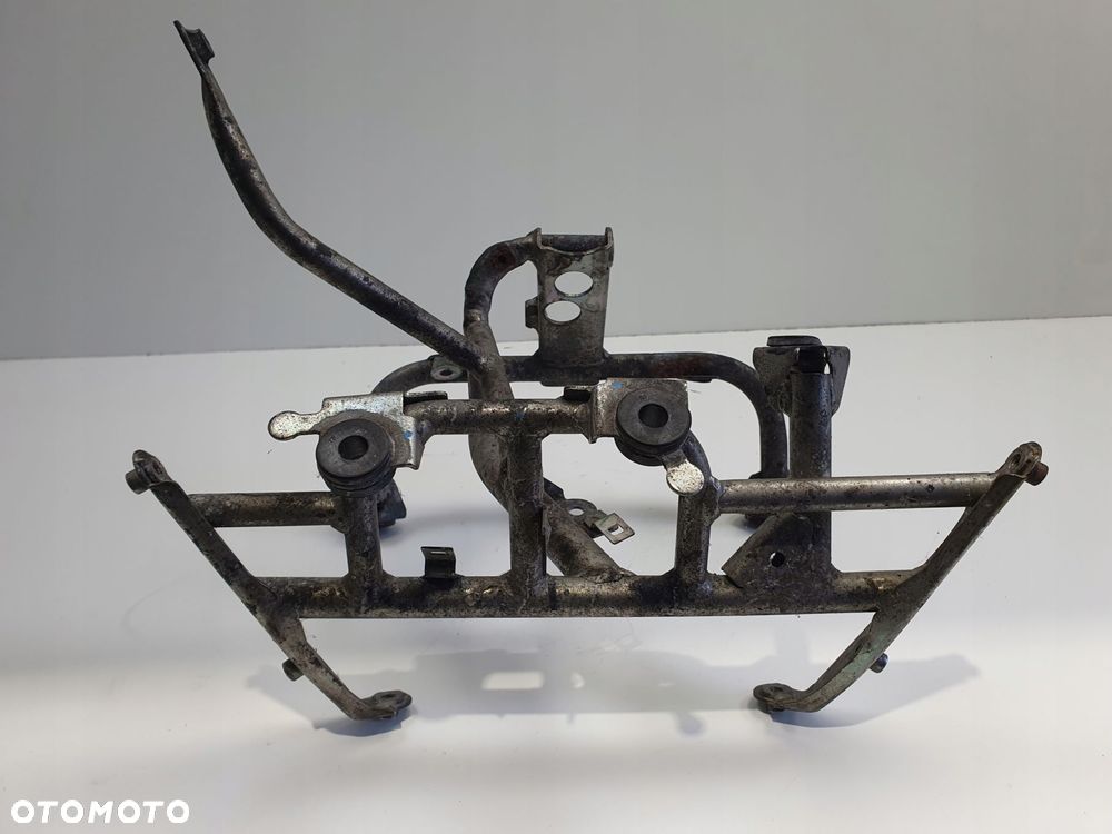 STELAŻ RAMY PRZEDNIEJ HONDA PCX 125 PCX125 mocowanie czachy owiewki Przód - 7