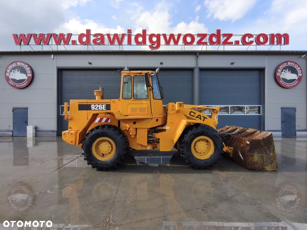 Caterpillar 926E - 3