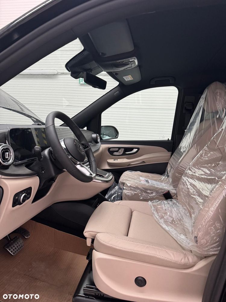 Mercedes-Benz Klasa V 300 d 4-Matic Exclusive 9G-Tronic (d³ugi) - 8