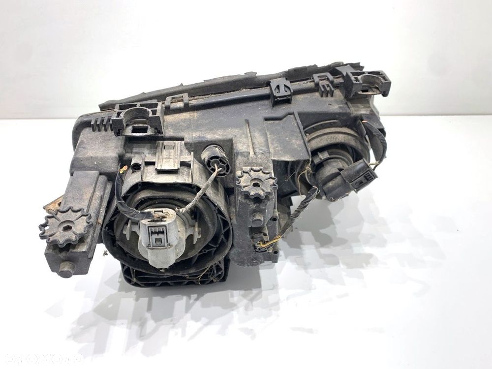 REFLEKTOR PRAWY PRZÓD  BMW 3 Compact (E46) 2001 - 2005 316 ti 85 kW [115 KM] benzyna 2002 - 2005 - 2