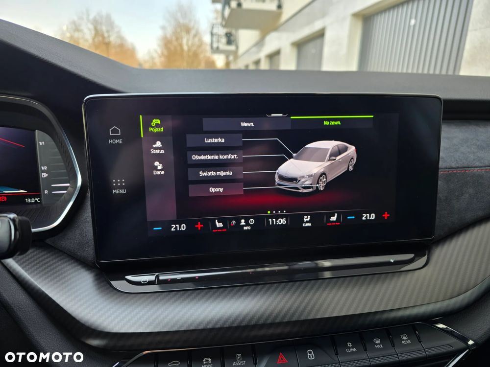 Skoda Octavia 2.0 TSI RS - 34