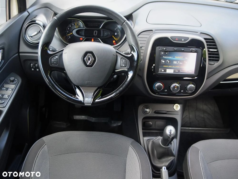 Renault Captur - 16