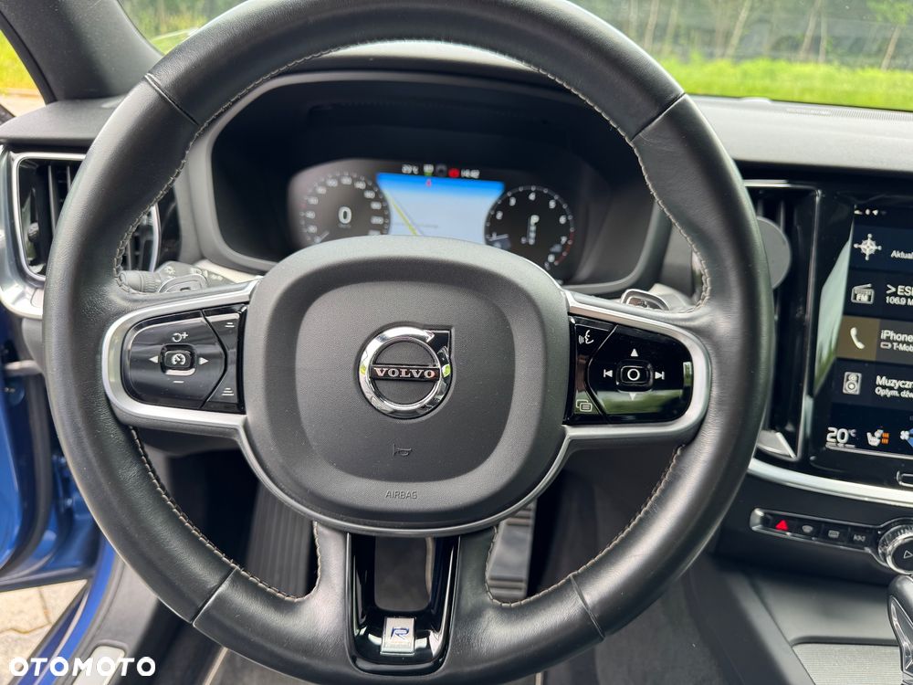 Volvo S60 T5 AWD R-Design - 23