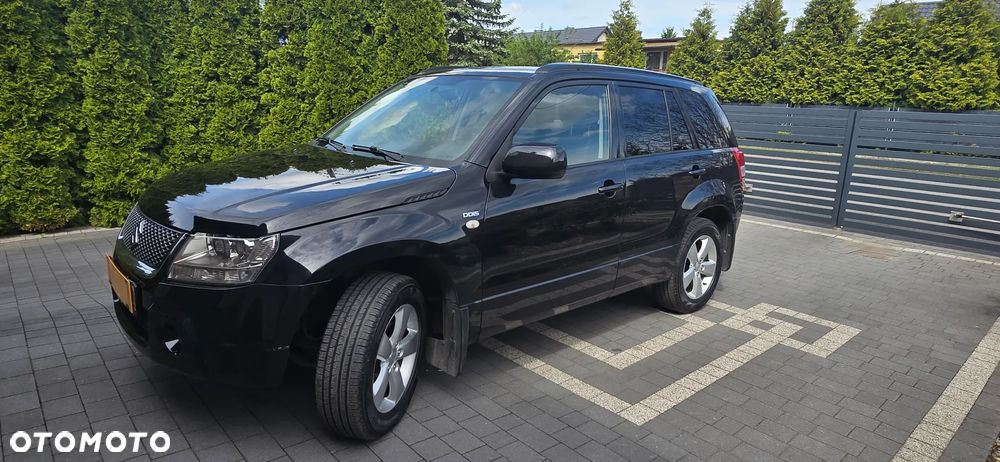 Suzuki Grand Vitara 1.9 DDiS - 2