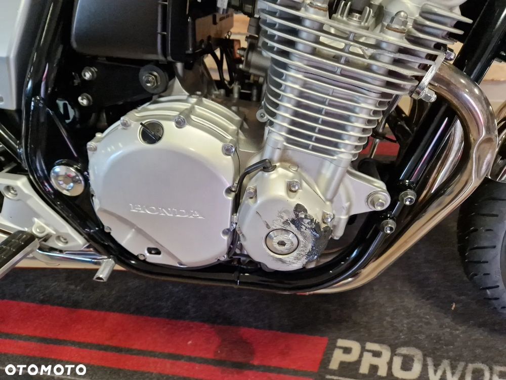 Honda CB - 26