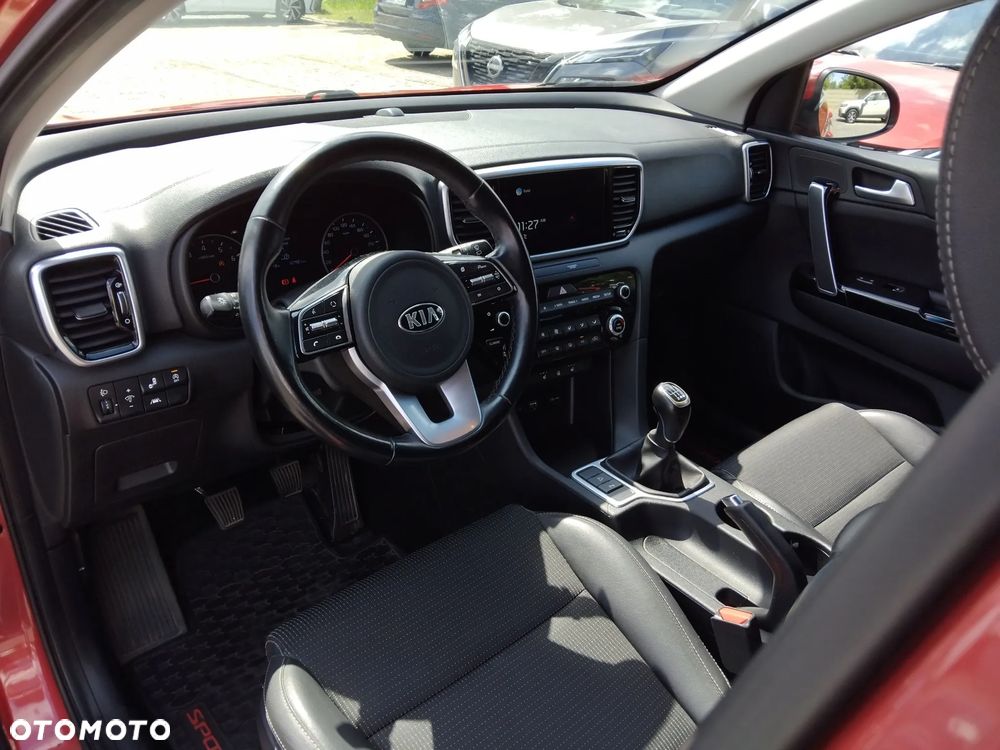 Kia Sportage 1.6 GDI Black Edition 2WD - 9