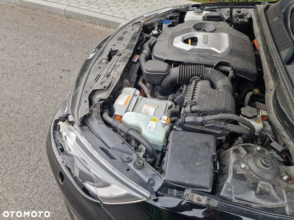 Kia Optima 2.0 CVVT Hybrid Spirit - 31