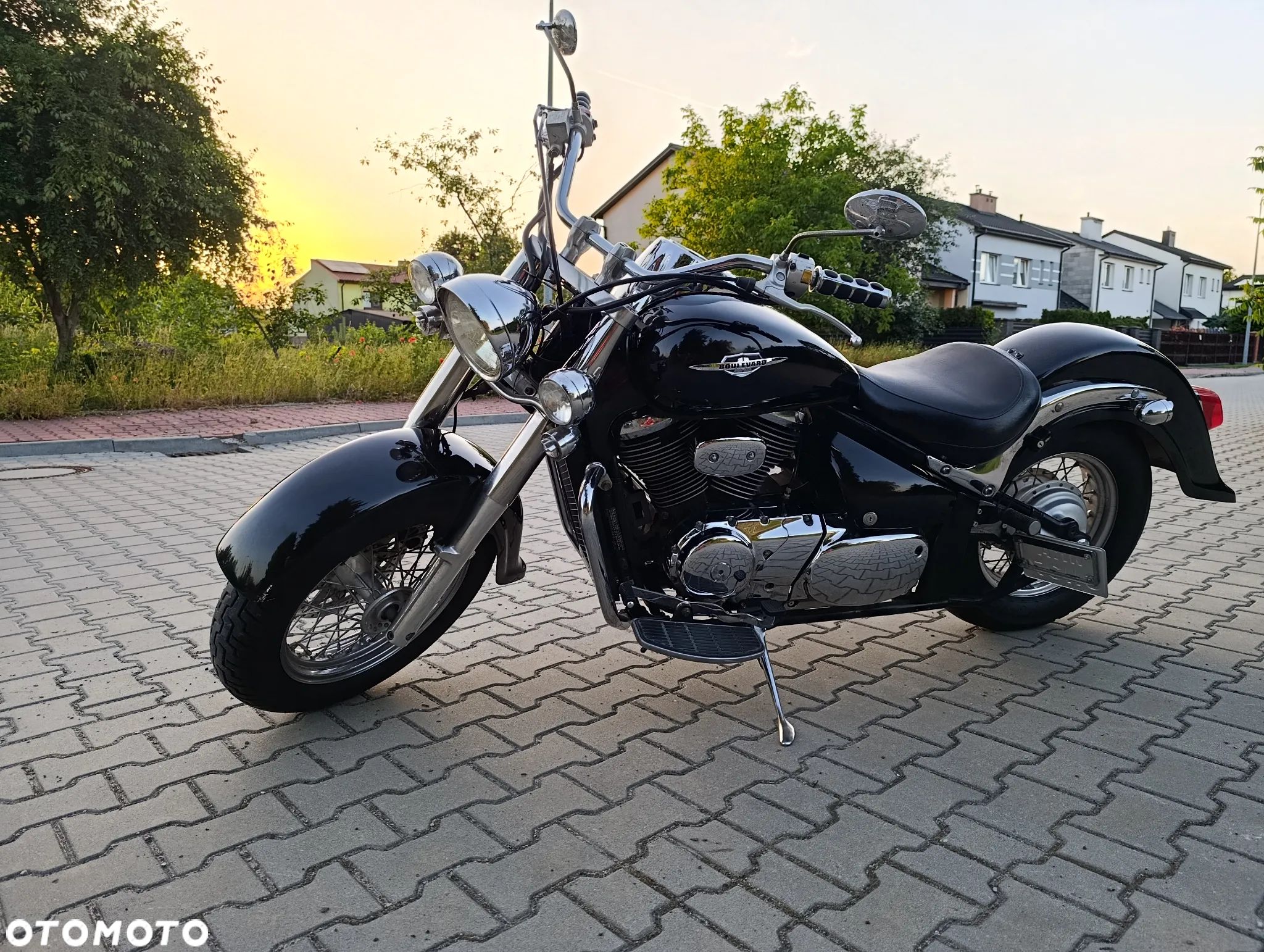 Suzuki Boulevard - 1