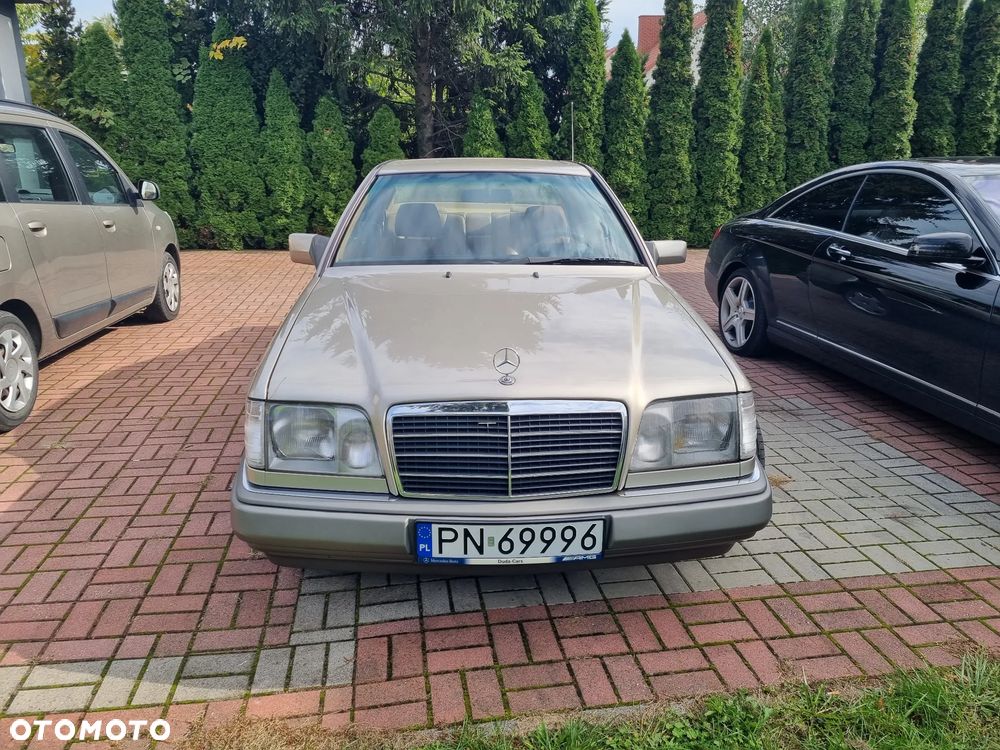 Mercedes-Benz Klasa E 320 - 6