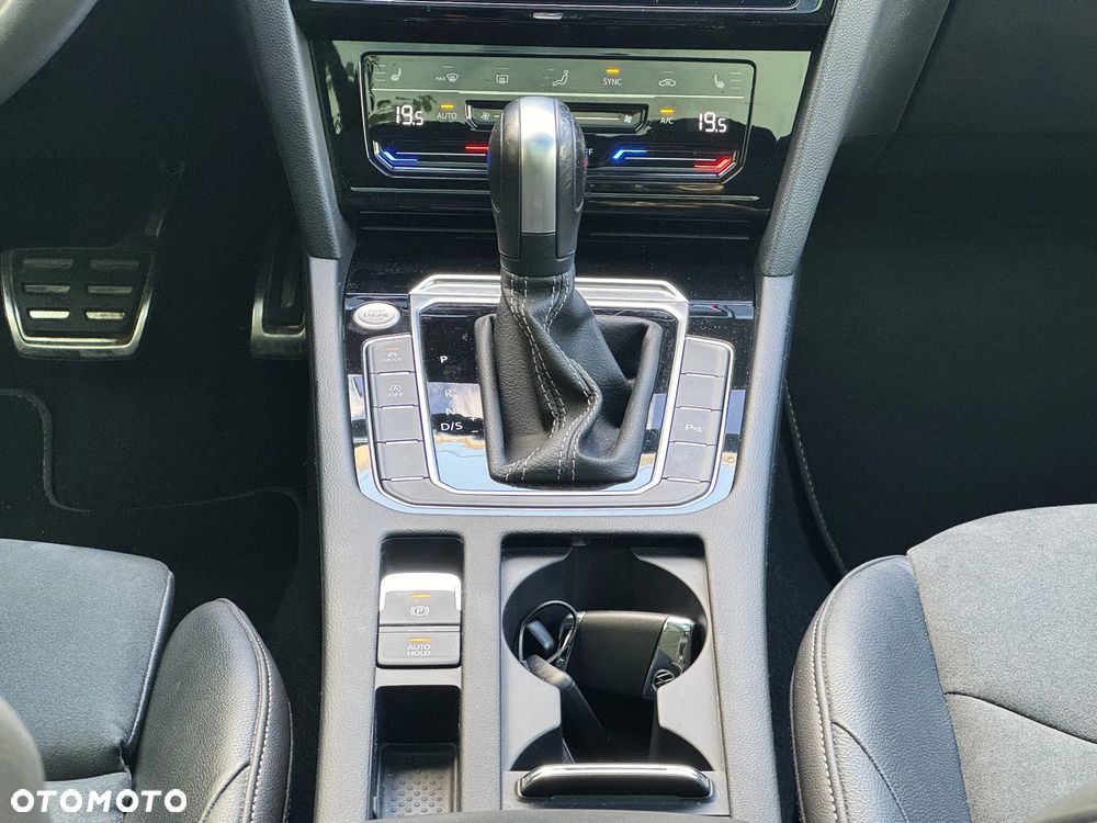Volkswagen Arteon 2.0 TSI R-Line DSG - 11