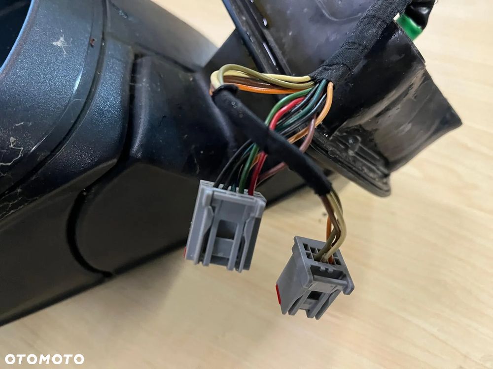 Lusterko zewnętrzne lewe Land Rover Discovery 3 III L319 - 3