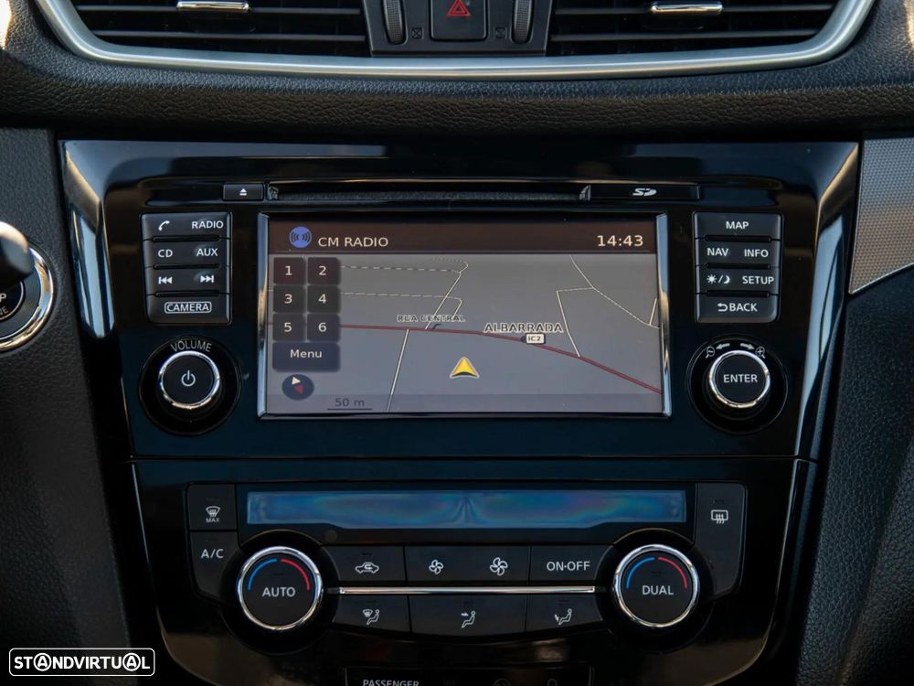 Nissan Qashqai 1.5 dCi N-Connecta 18 - 25