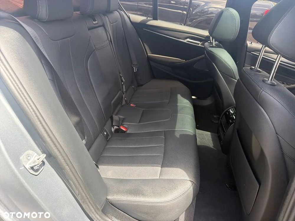 BMW Seria 5 530i - 18