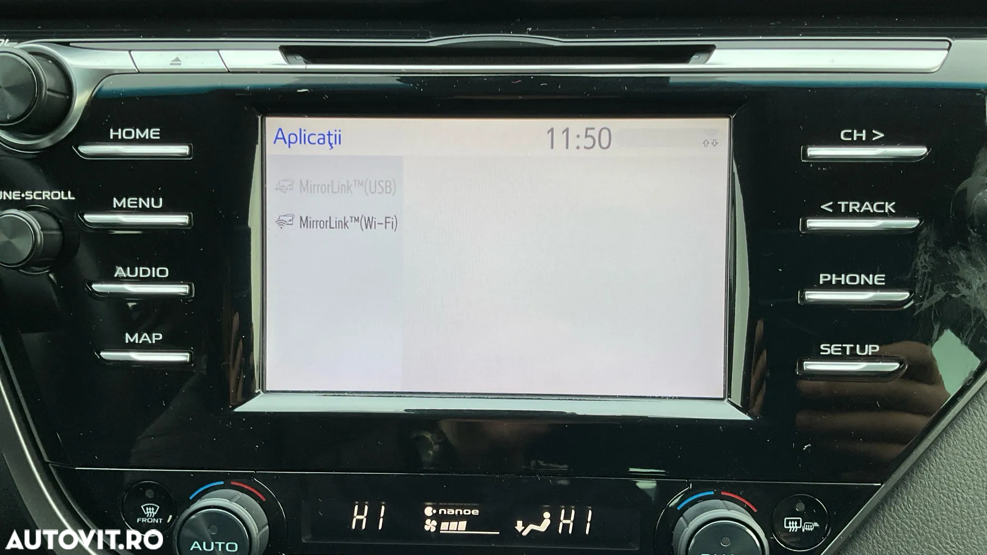 Toyota Camry 2.5 Hybrid Business - 19