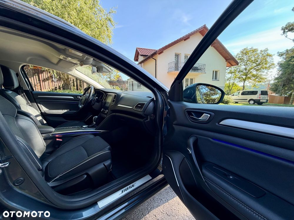 Renault Megane ENERGY TCe 140 EDC BOSE EDITION - 36