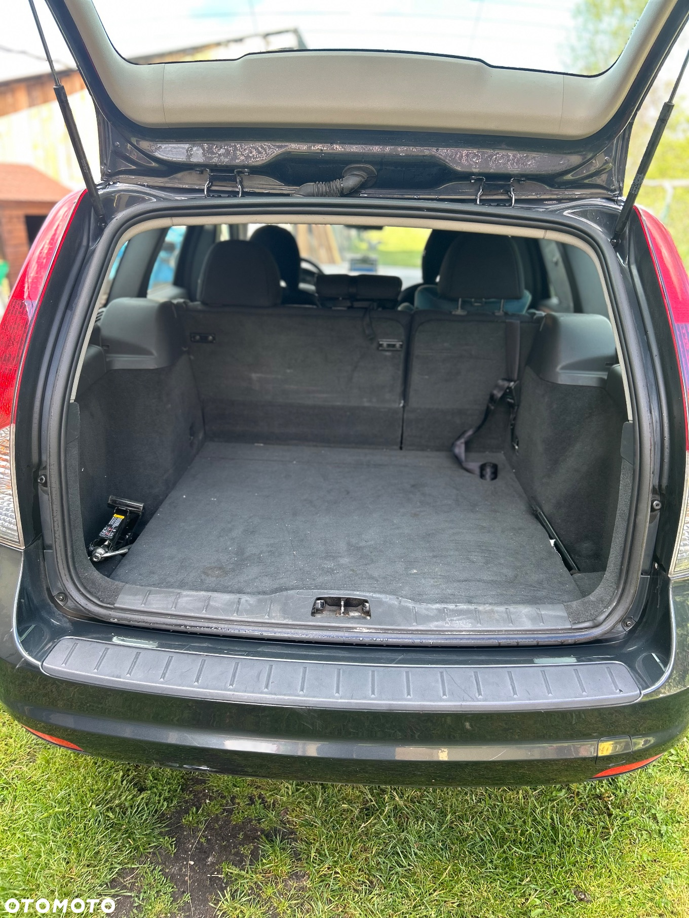 Volvo V50 1.6D - 11