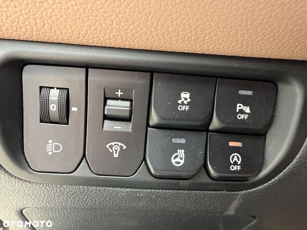Kia Rio 1.4 Platinum Edition - 36