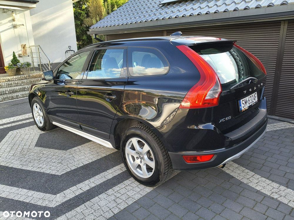 Volvo XC 60 D4 Kinetic - 5