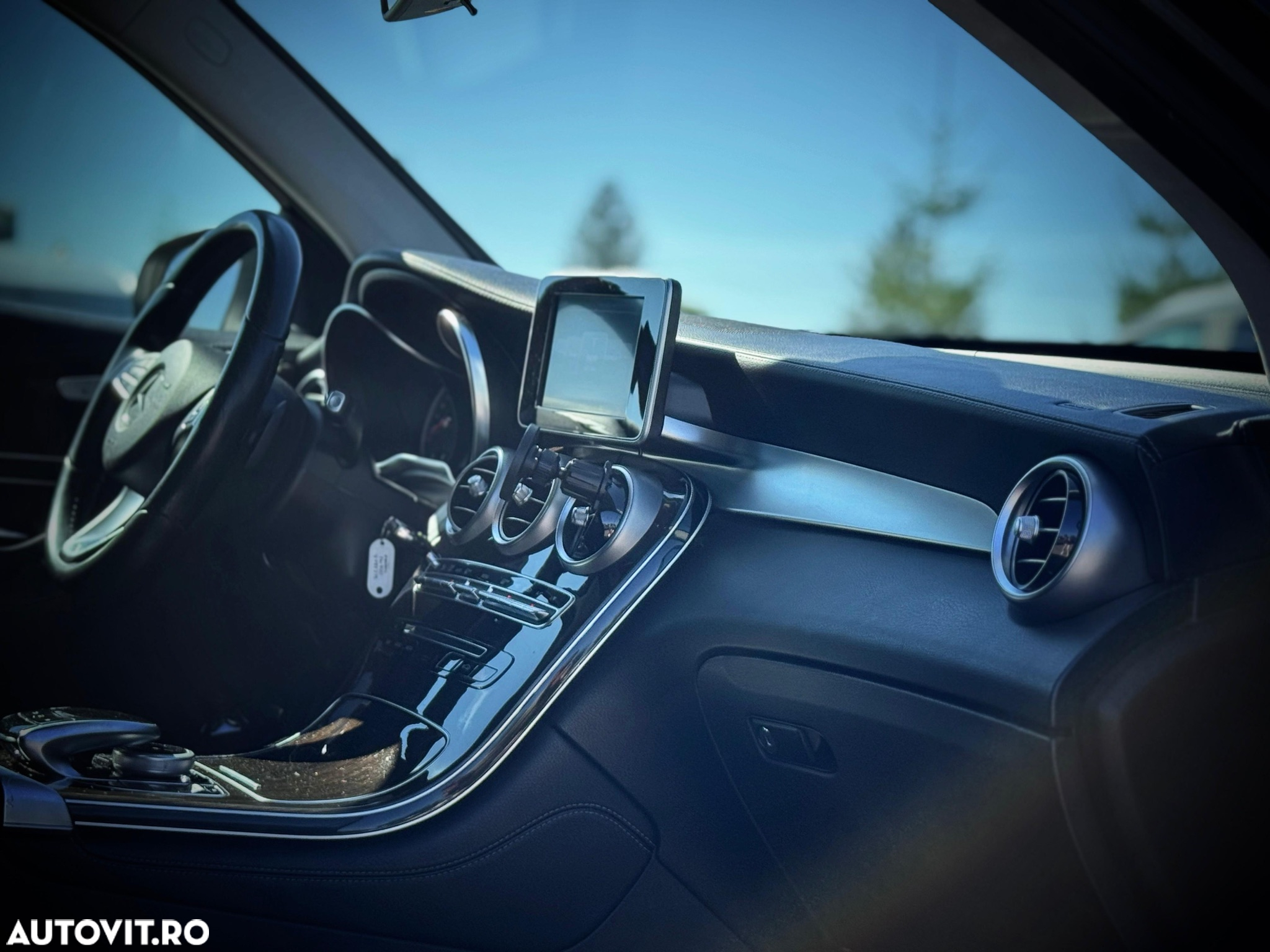 Mercedes-Benz GLC 220 d 4MATIC - 15
