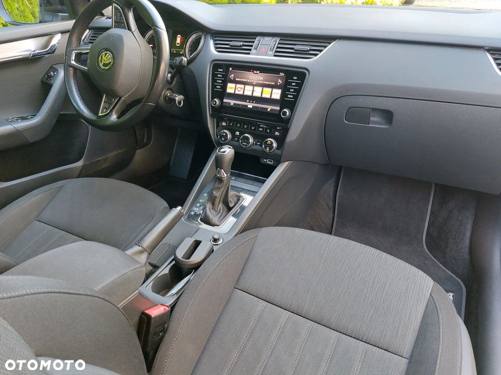 Skoda Octavia 2.0 TDI DSG Style - 8