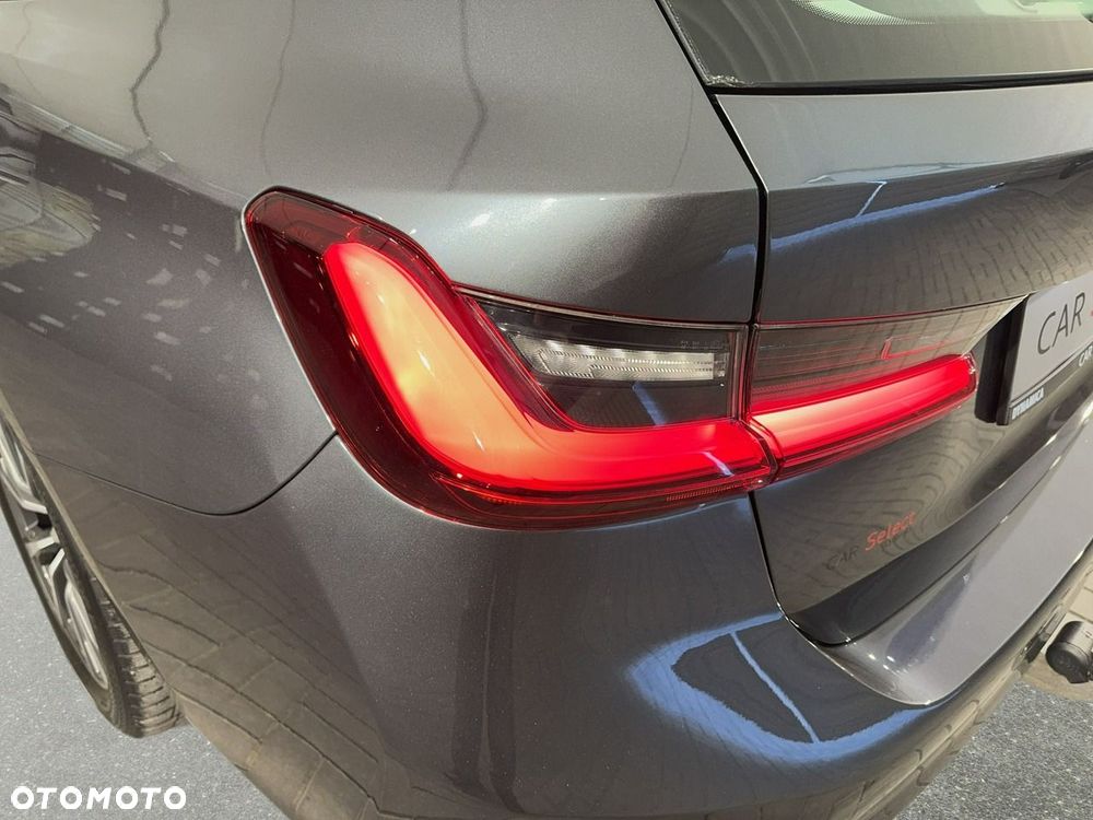 BMW Seria 3 - 12