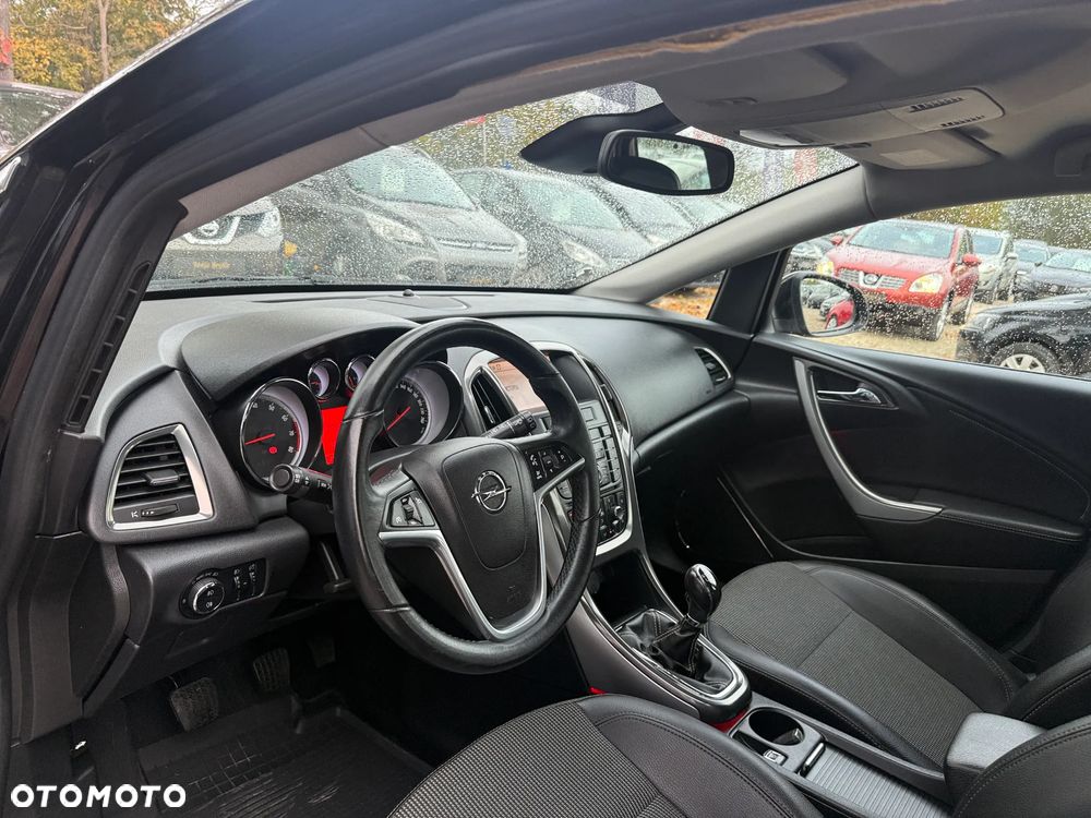 Opel Astra 1.4 EcoFLEX Cosmo - 21