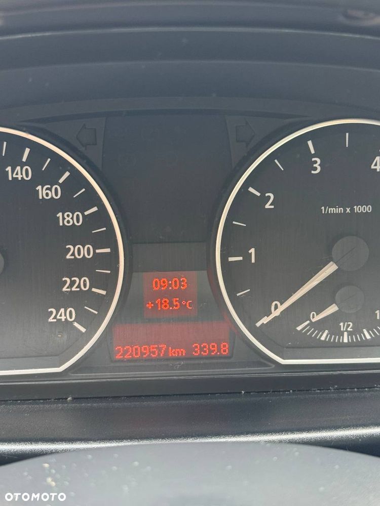 BMW Seria 1 118i - 8