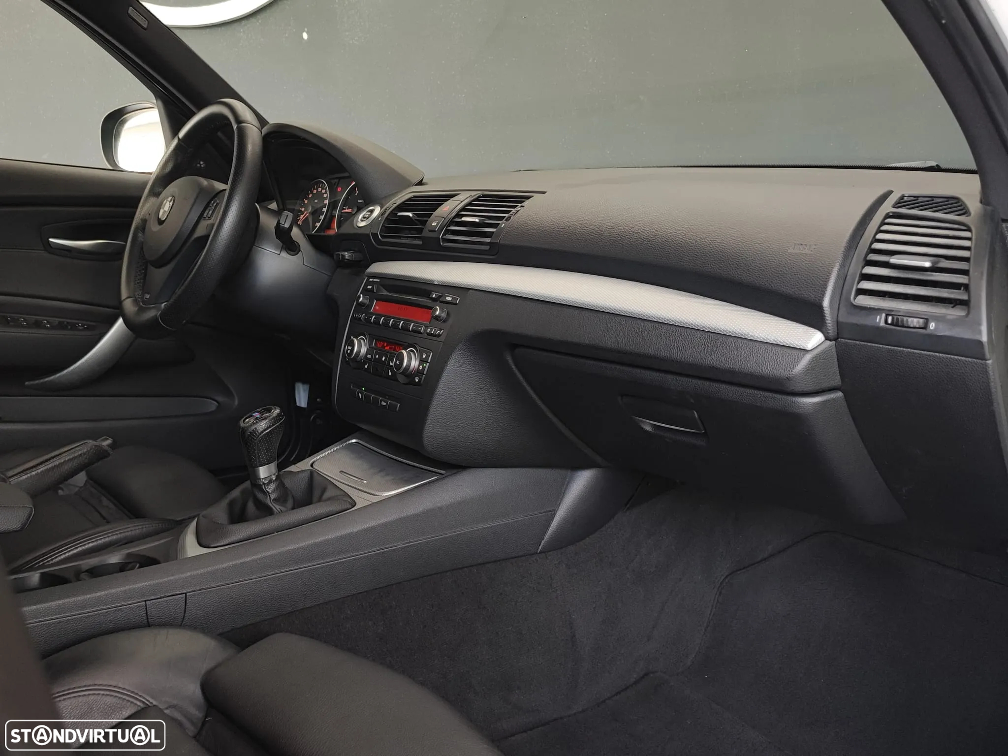 BMW 118 d Pack M - 41